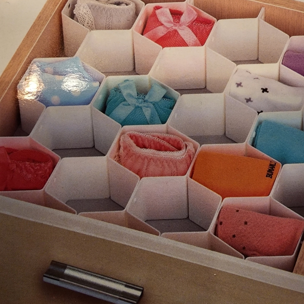 ‼️REDUCED New Honeycomb Drawer Organizer